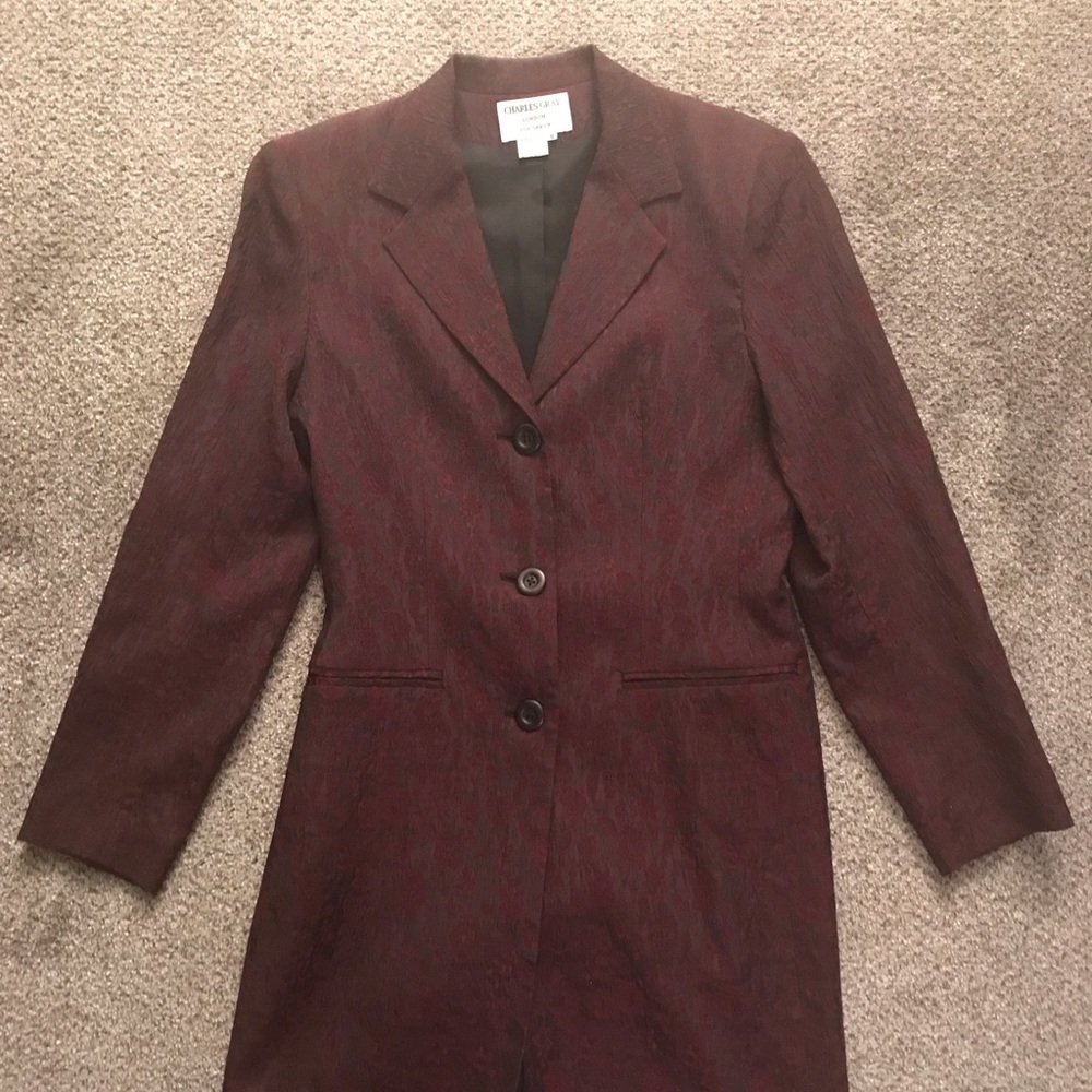 Women’s S long blazer with black & burgundy detail